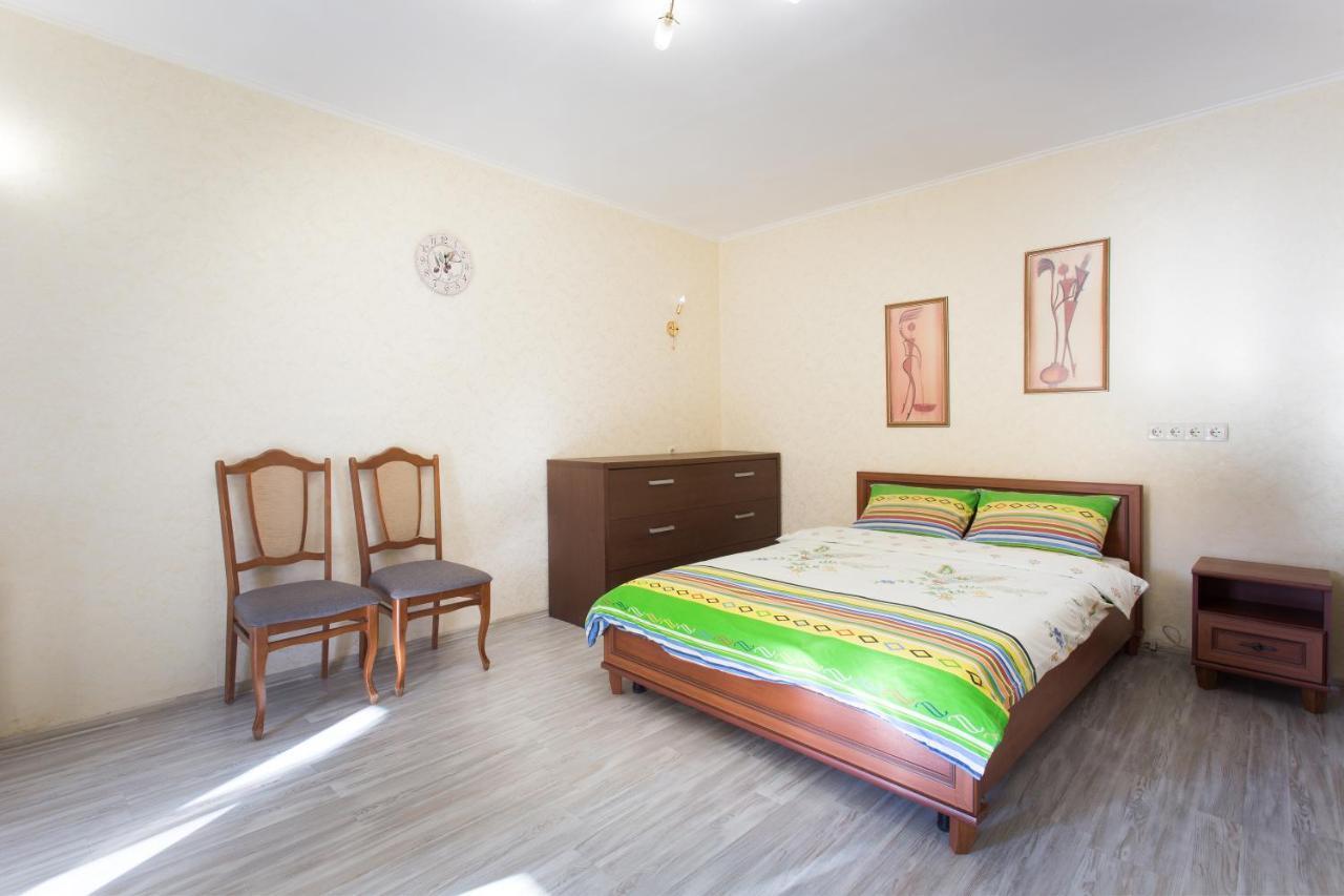 Heroiv Kharkova Avenue 38-64 Exterior foto